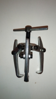 Sťahovák 3-ramenný 65x65mm